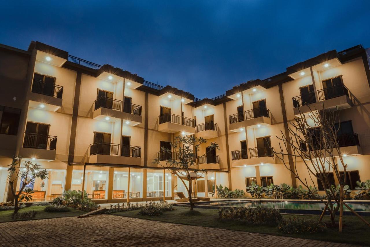 Panfila Hotel Kuta  ภายนอก รูปภาพ