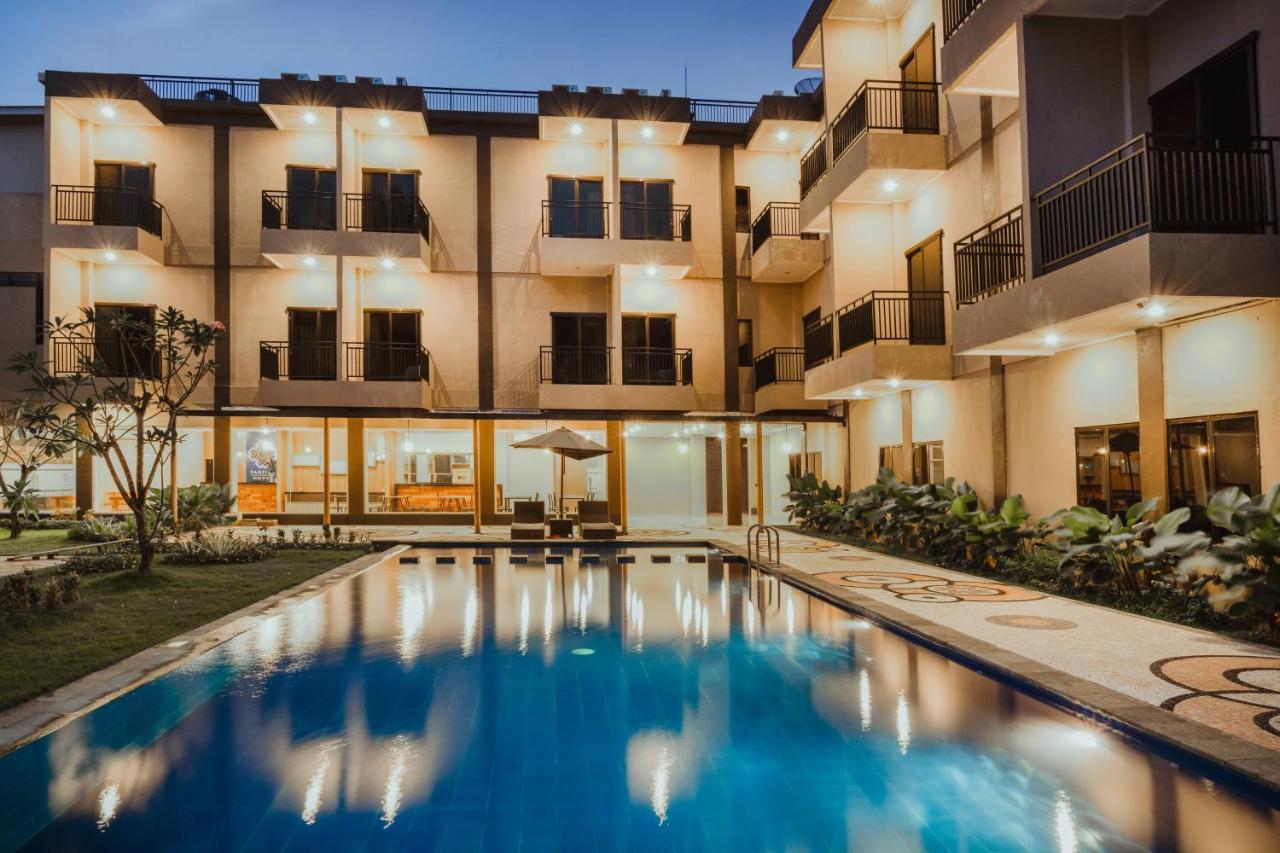 Panfila Hotel Kuta  ภายนอก รูปภาพ