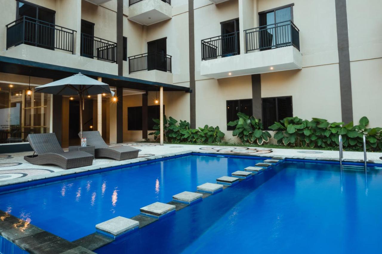 Panfila Hotel Kuta  ภายนอก รูปภาพ